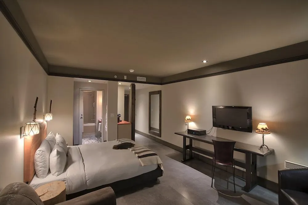 Hotel-Musee Premieres Nations Wendake 4*,